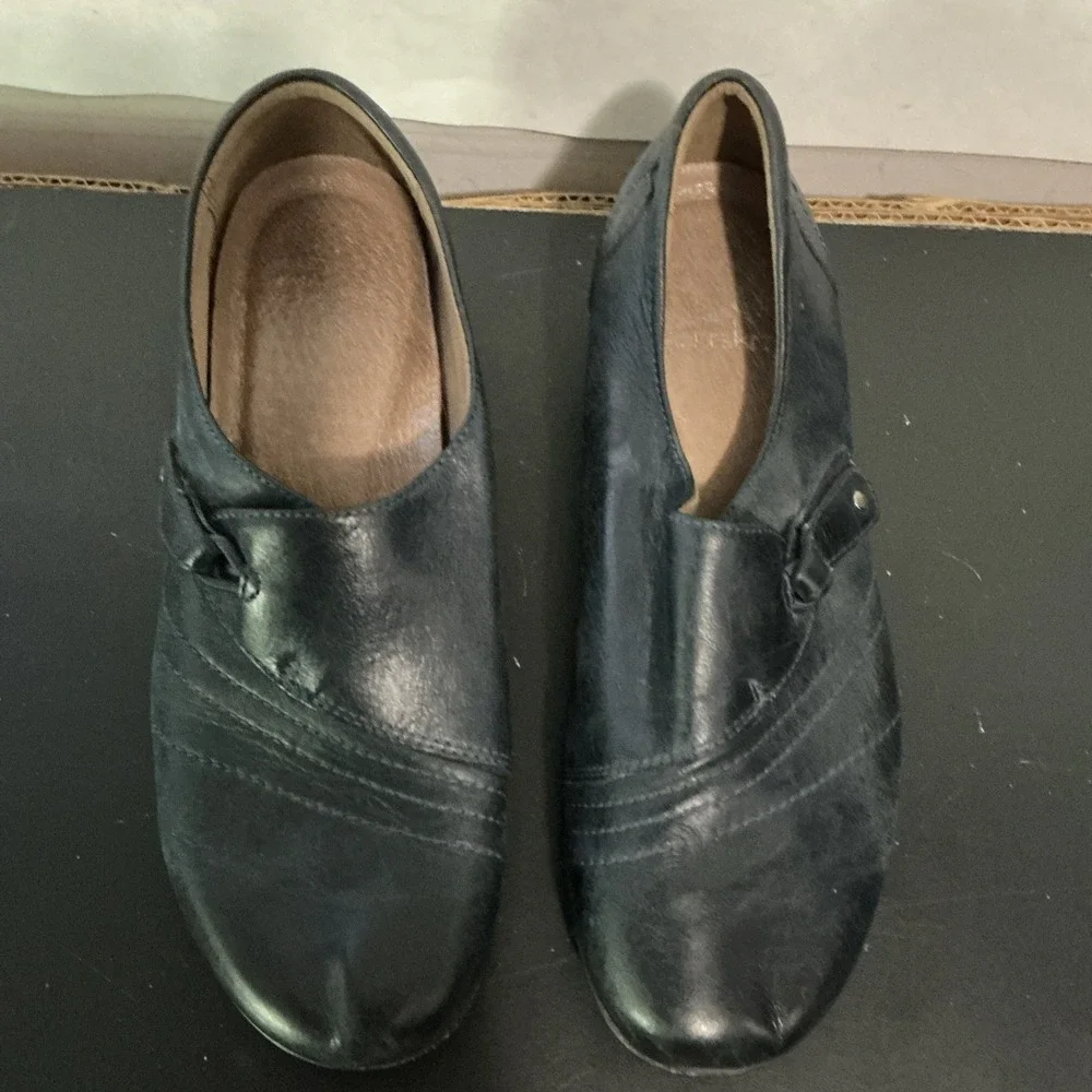 Dansko Franny Milled Napa Leather Black Loafers Womens Size 7 EU 37